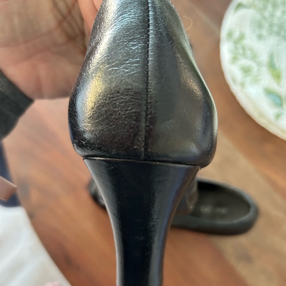 Black slip on booties - Picture 7 of 7